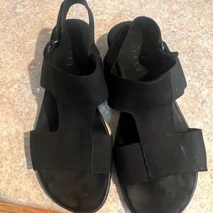 Sesto Meucci Elegant Black Sandals